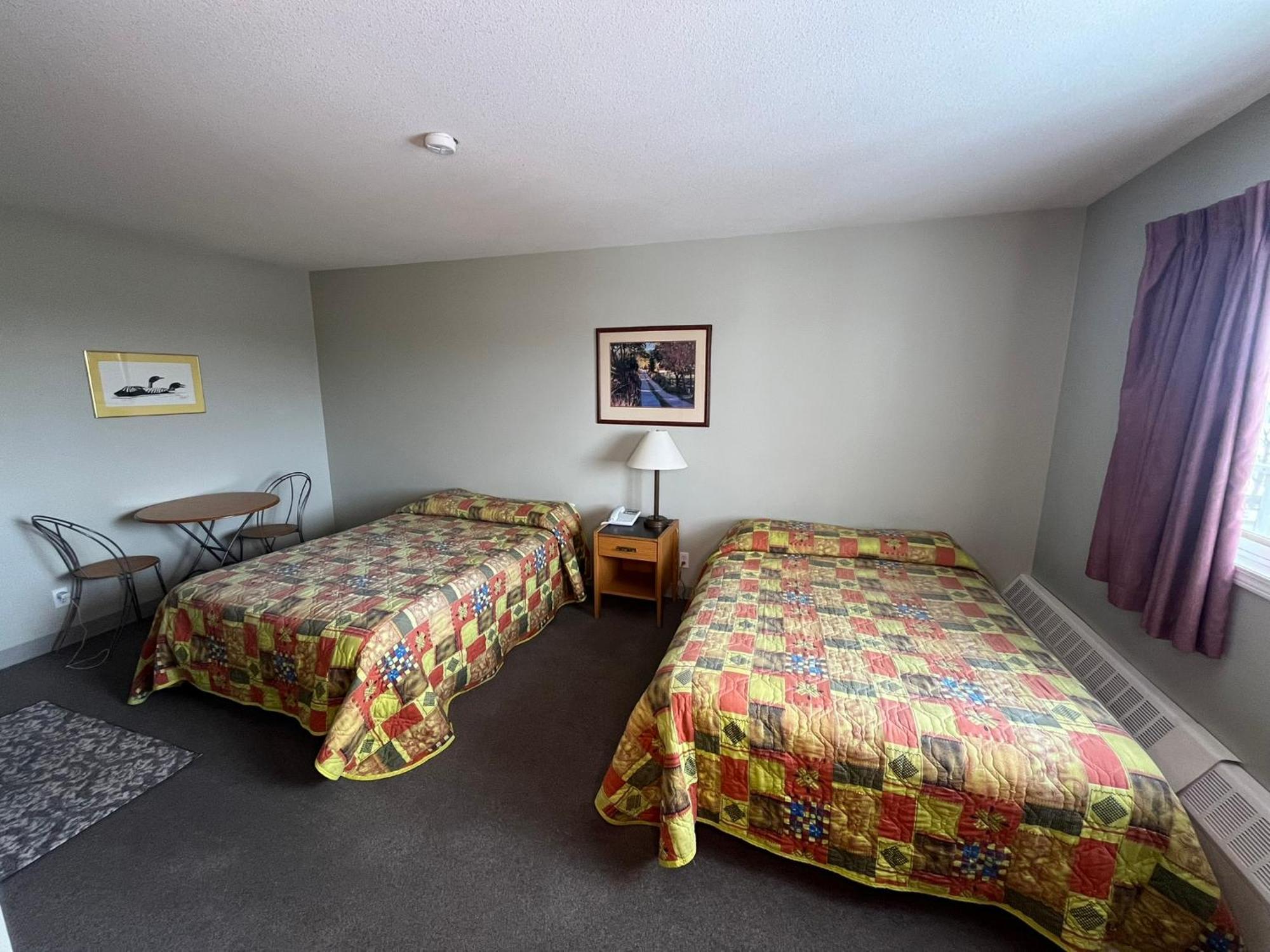 Raccoon Lodge Motel Сілван-Лейк Номер фото